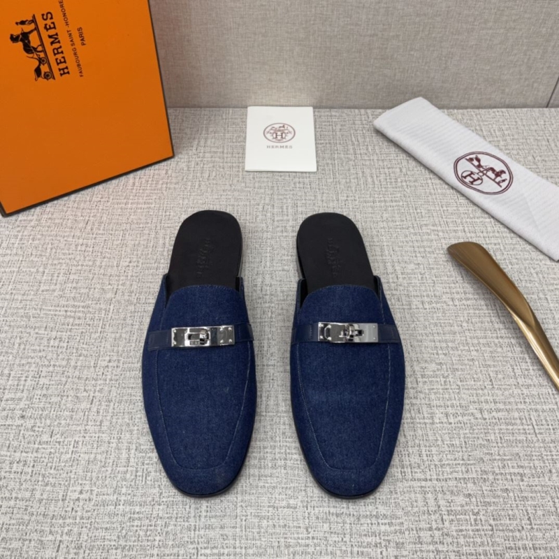 H**mes slippers